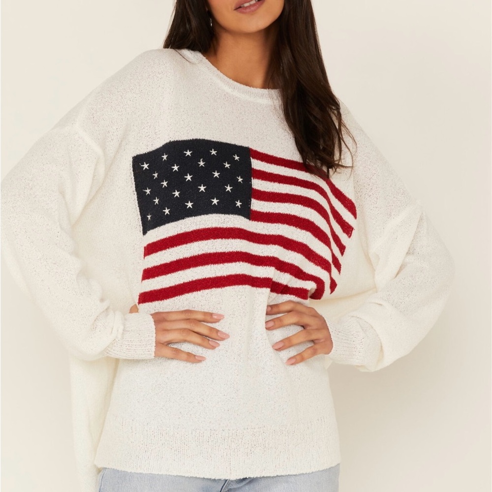 EUC Show Me Your Mumu Woodsy American Flag Sweater Size XL